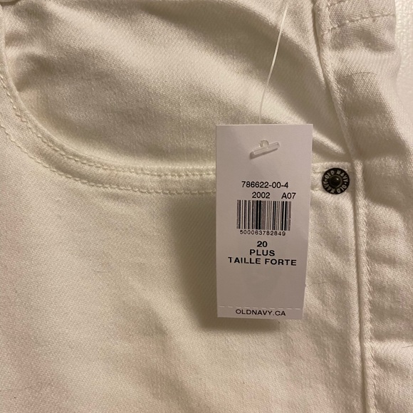 Brand new, secret slim fit - Picture 2 of 2